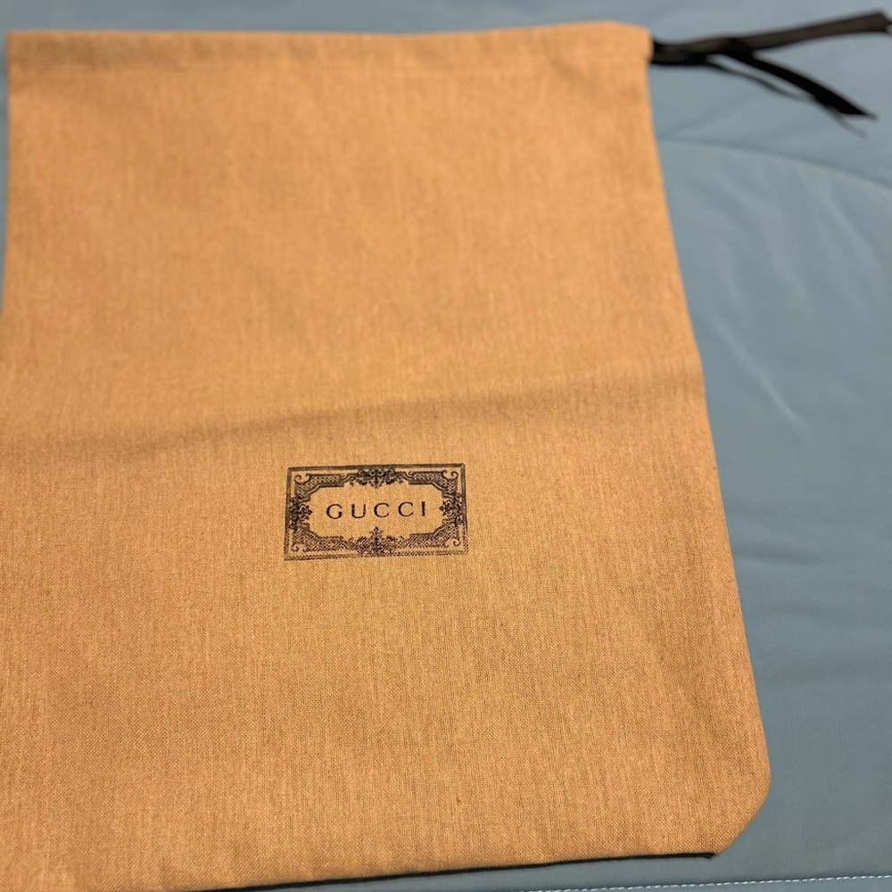 Gucci Tan Drawstring Bag - Picture 3 of 5